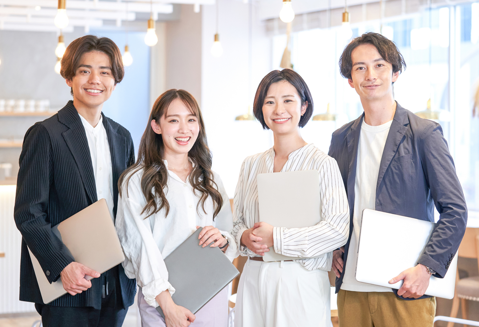 採用情報